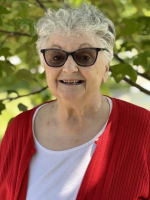 Linda L. photo